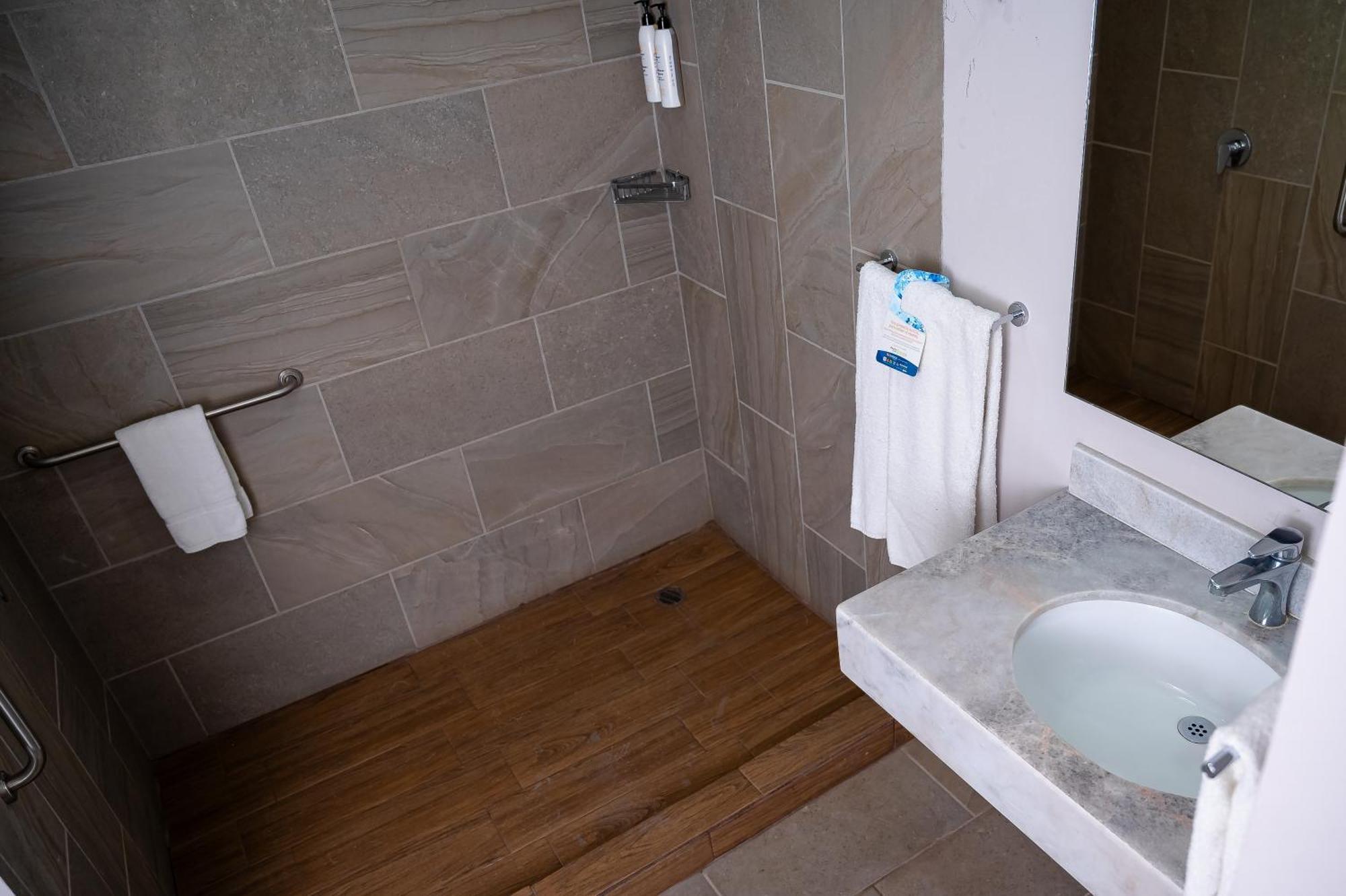 Comfort Inn & Suites Los Cabos Cabo San Lucas Zewnętrze zdjęcie